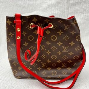 Authenticated Louis Vuitton NéoNoé - NEW (never used)
